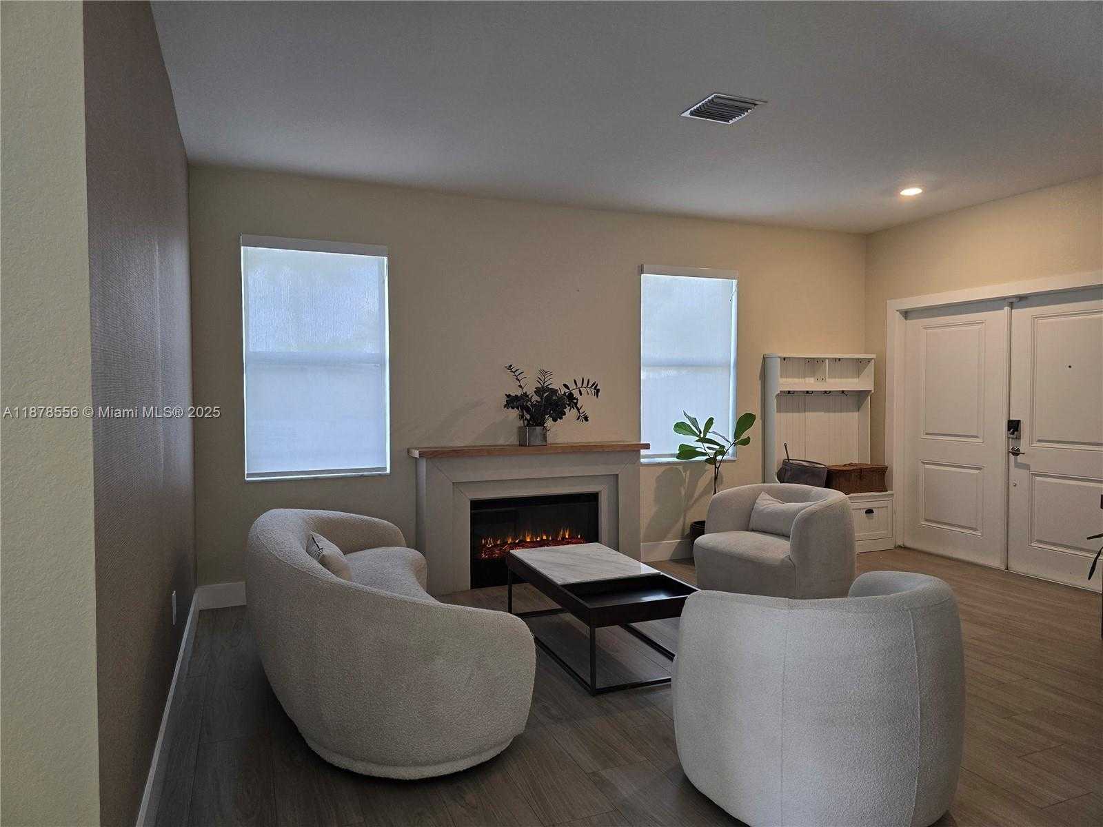 Small Image of 1437 SOUTH EAST 27TH TER #., Homestead Number 2