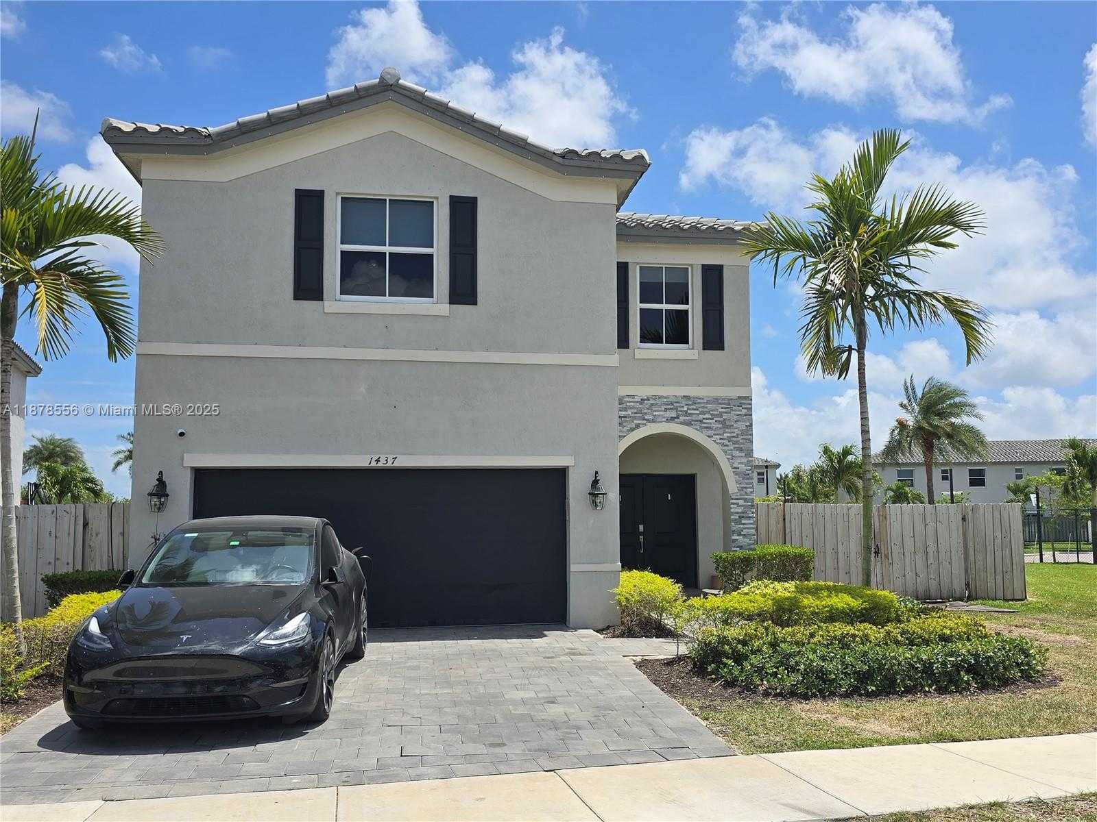 Small Image of 1437 SOUTH EAST 27TH TER #., Homestead Number 34
