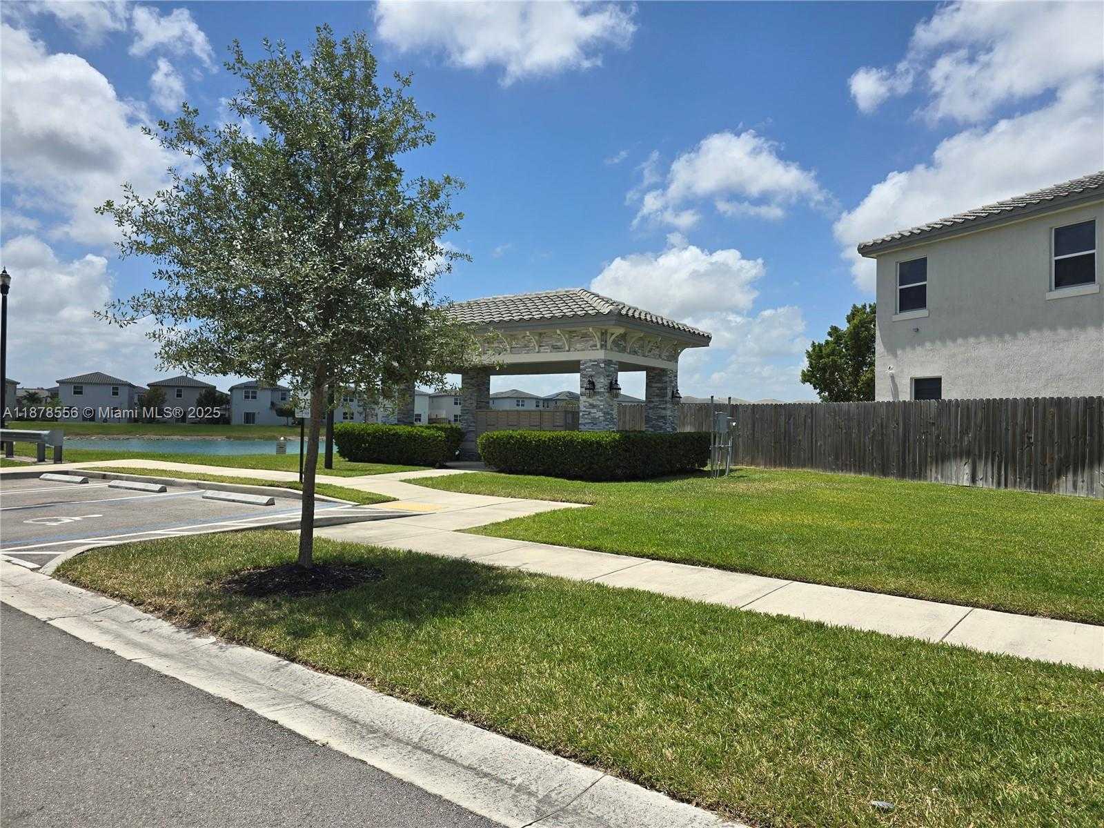 Small Image of 1437 SOUTH EAST 27TH TER #., Homestead Number 35