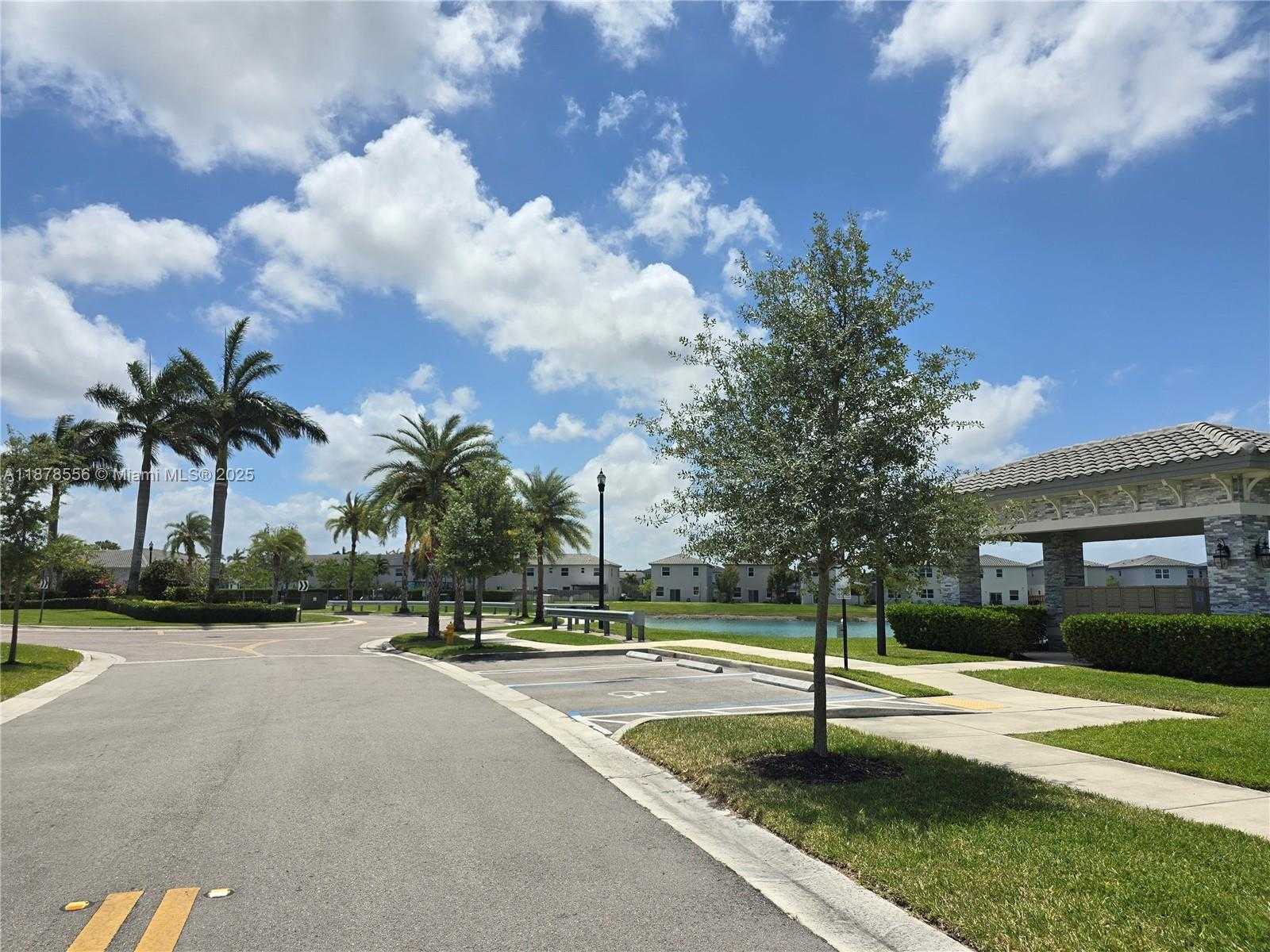Small Image of 1437 SOUTH EAST 27TH TER #., Homestead Number 36