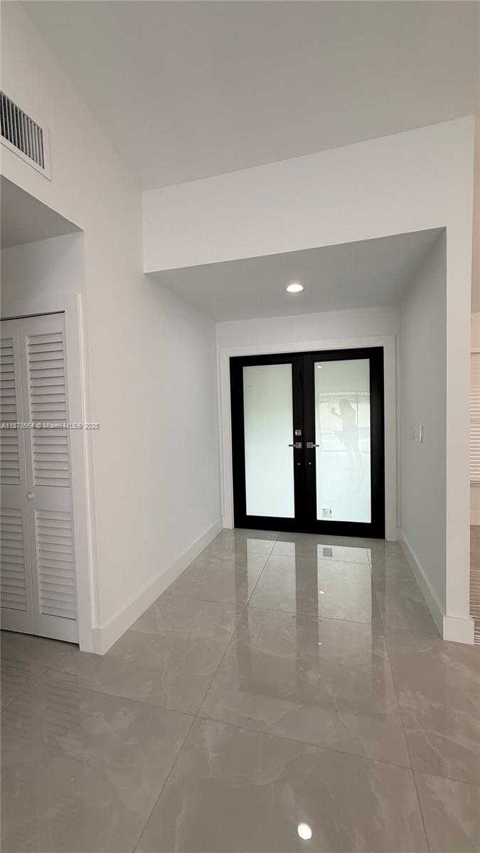 Small Image of 215 NORTH WEST 136TH CT, Miami Number 10