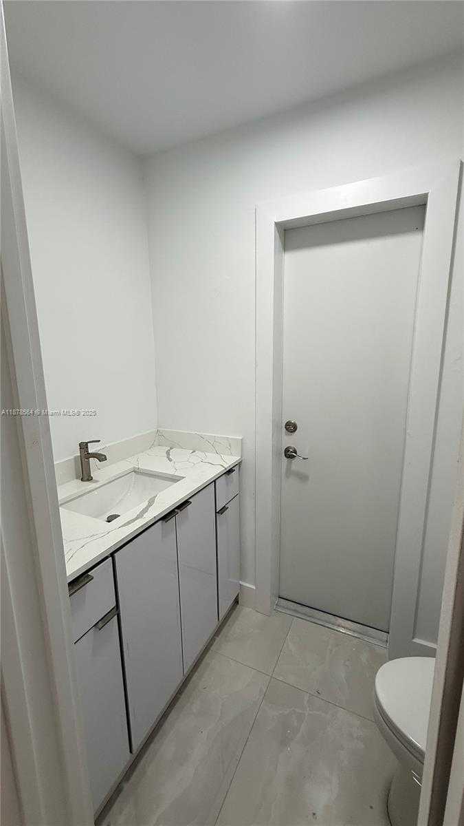 Small Image of 215 NORTH WEST 136TH CT, Miami Number 15
