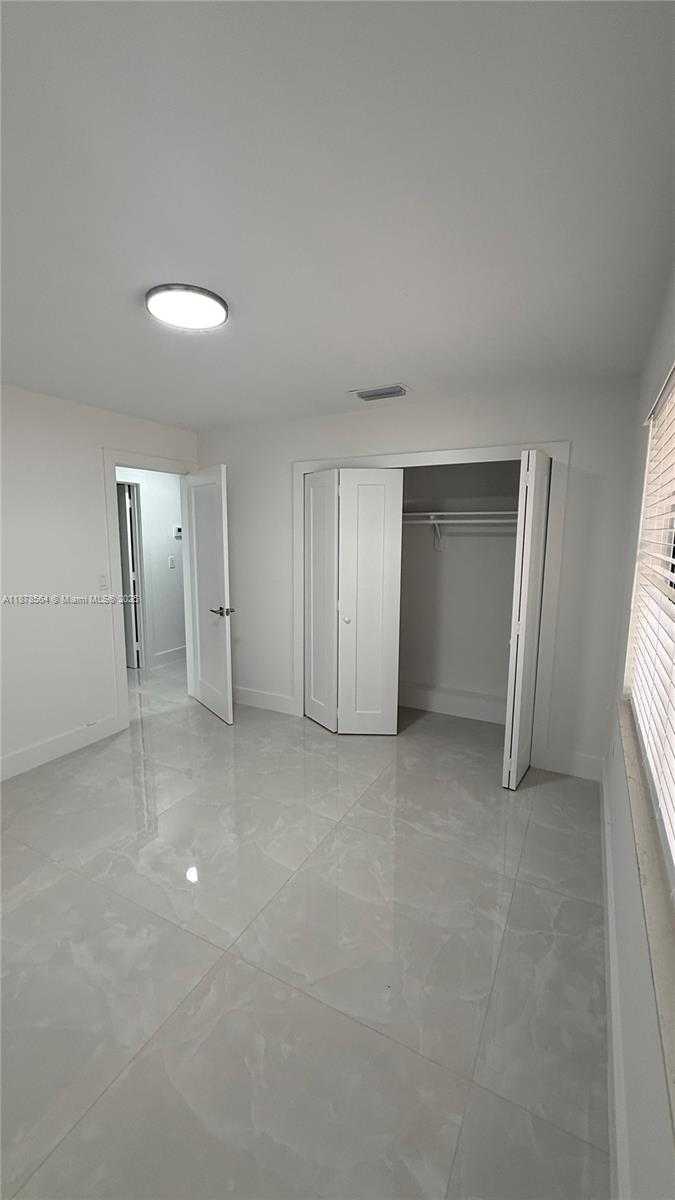Small Image of 215 NORTH WEST 136TH CT, Miami Number 27