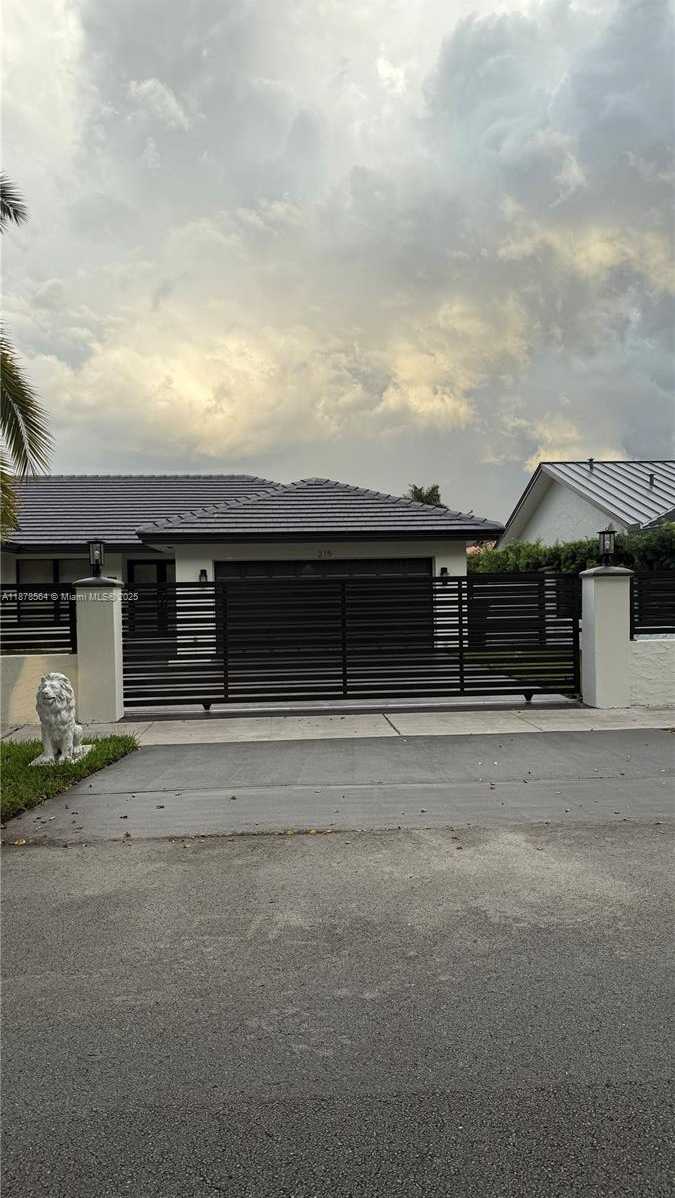 Small Image of 215 NORTH WEST 136TH CT, Miami Number 42