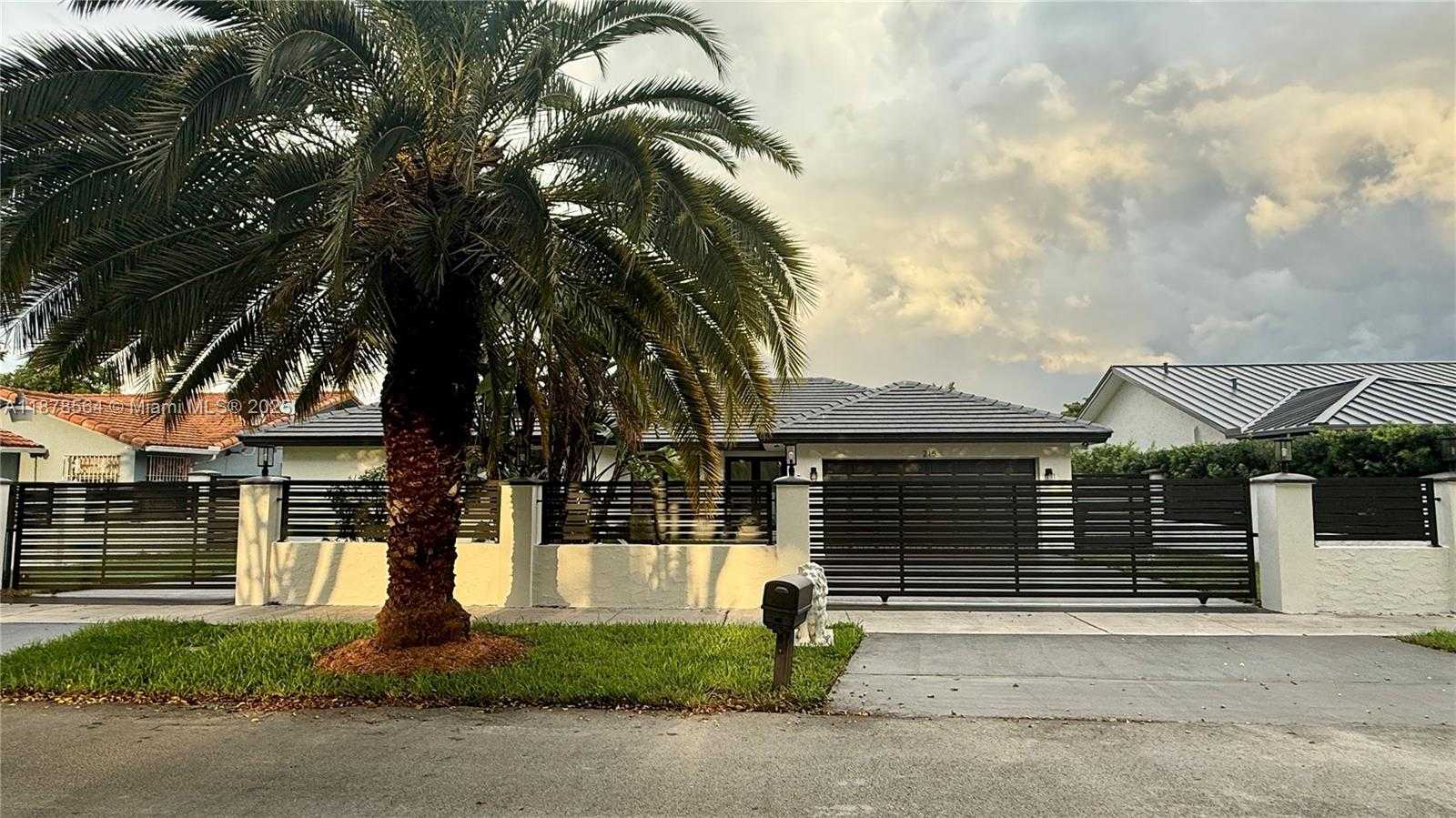 Small Image of 215 NORTH WEST 136TH CT, Miami Number 43