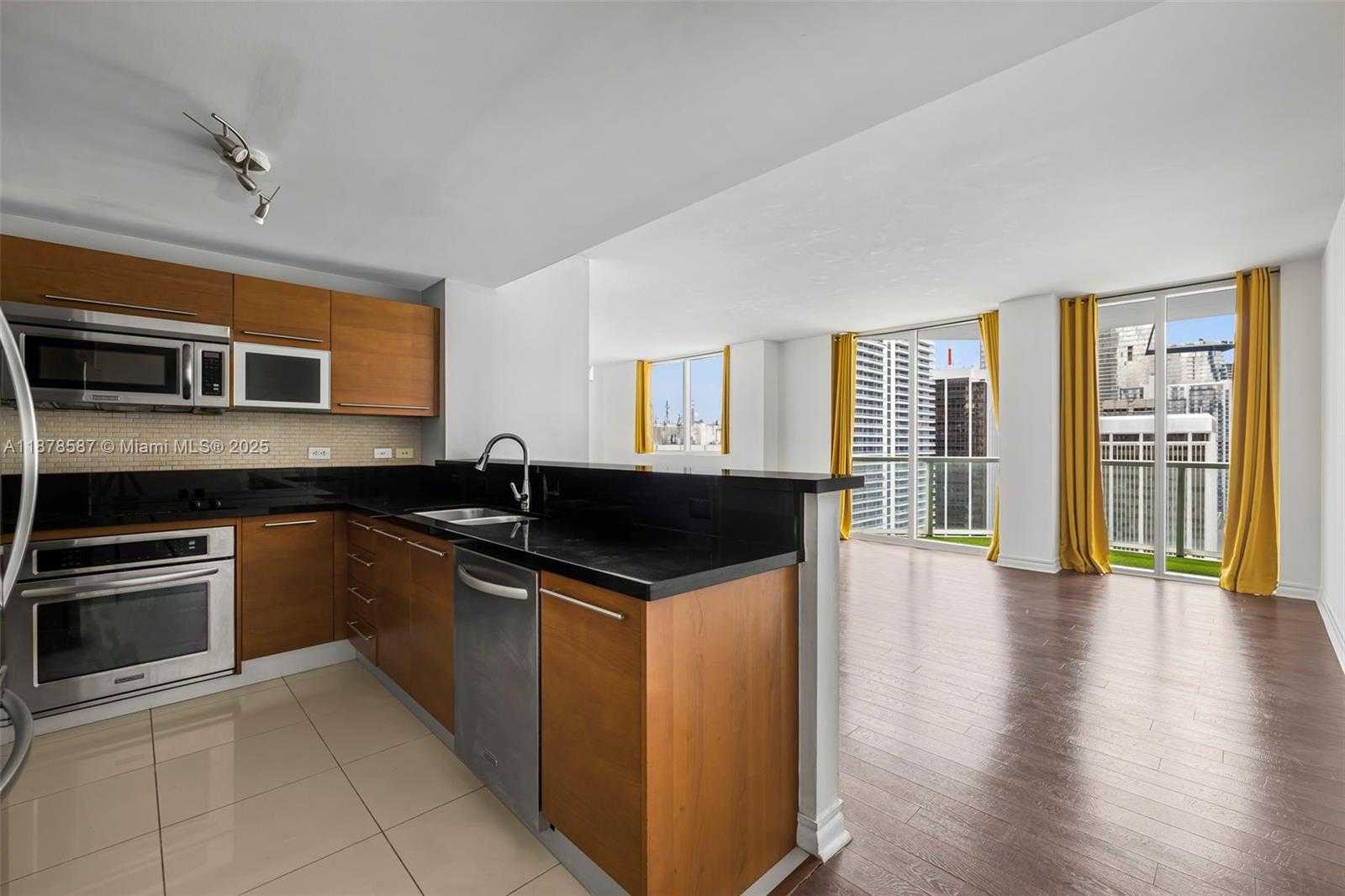 Small Image of 253 NORTH EAST 2ND ST #3309 + DEN, Miami Number 3