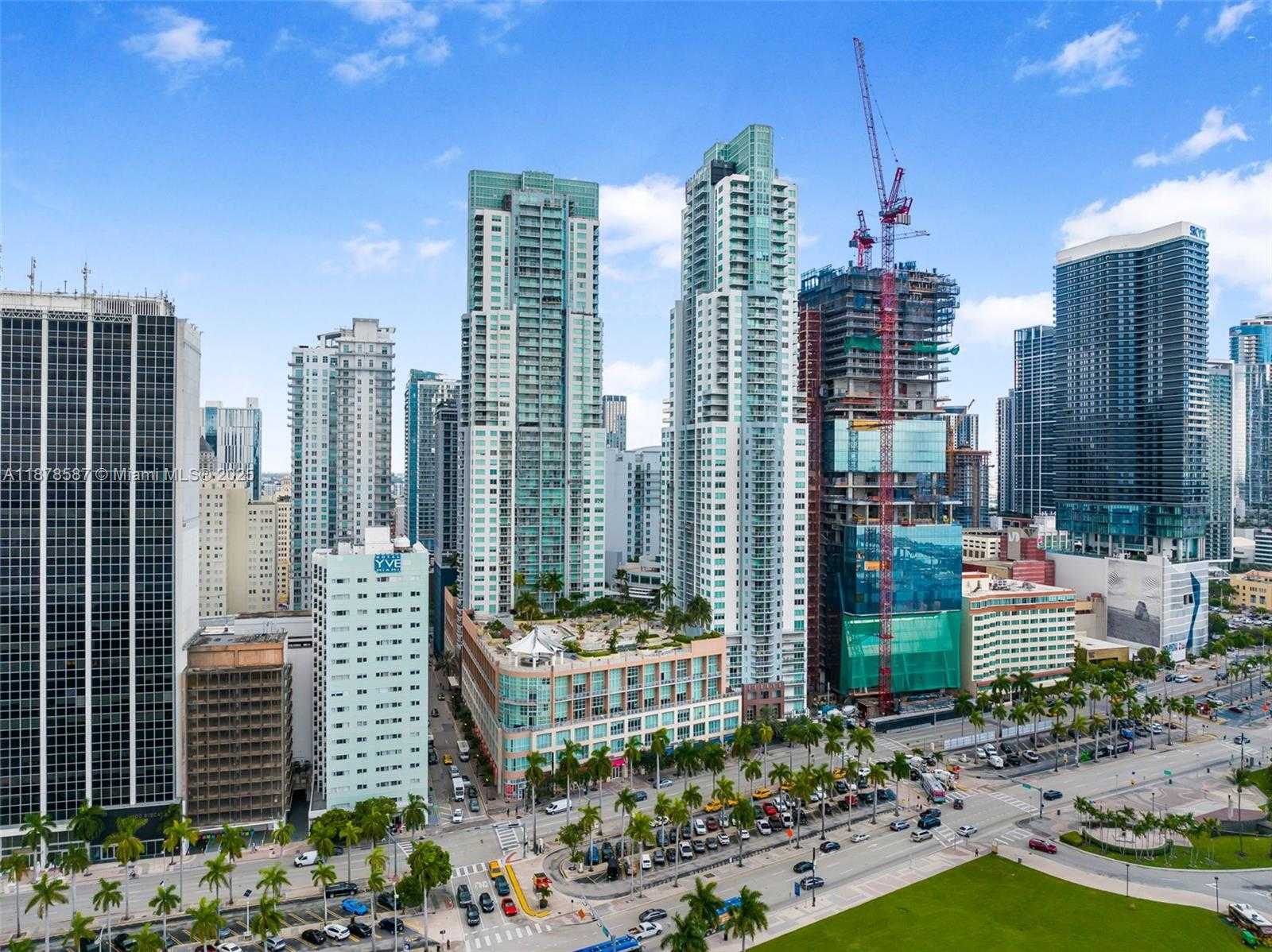 Small Image of 253 NORTH EAST 2ND ST #3309 + DEN, Miami Number 51