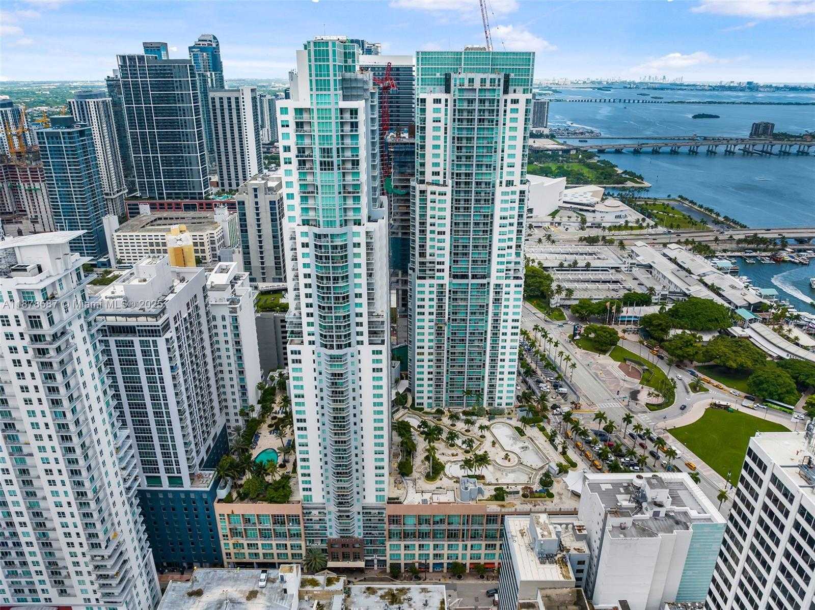 Small Image of 253 NORTH EAST 2ND ST #3309 + DEN, Miami Number 52