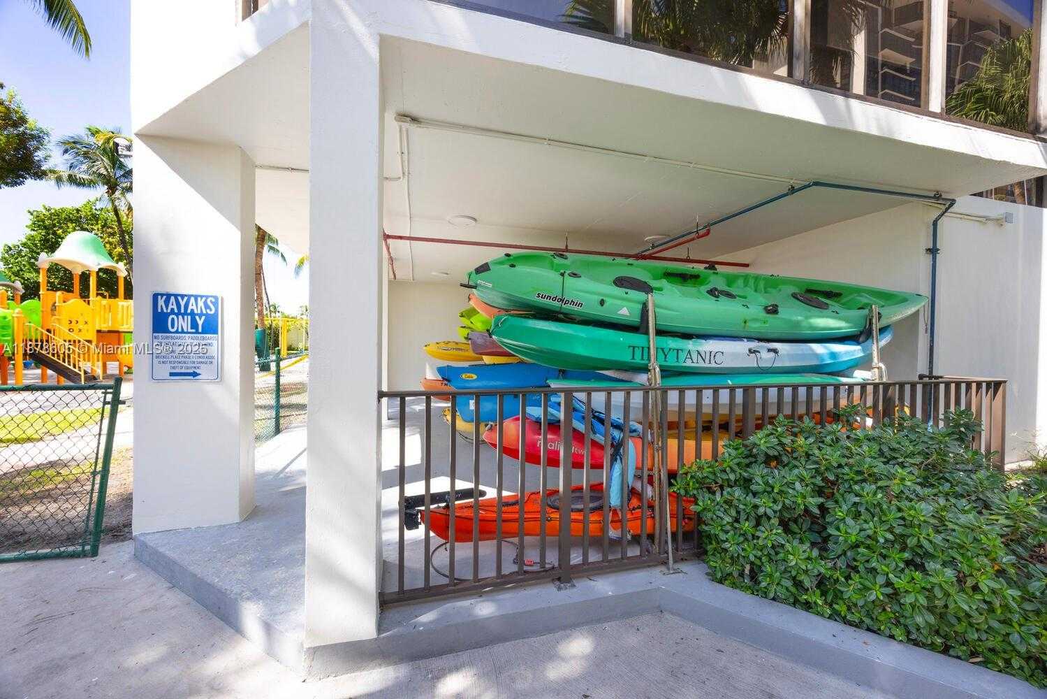 Small Image of 1915 BRICKELL AVE #C1205, Miami Number 21