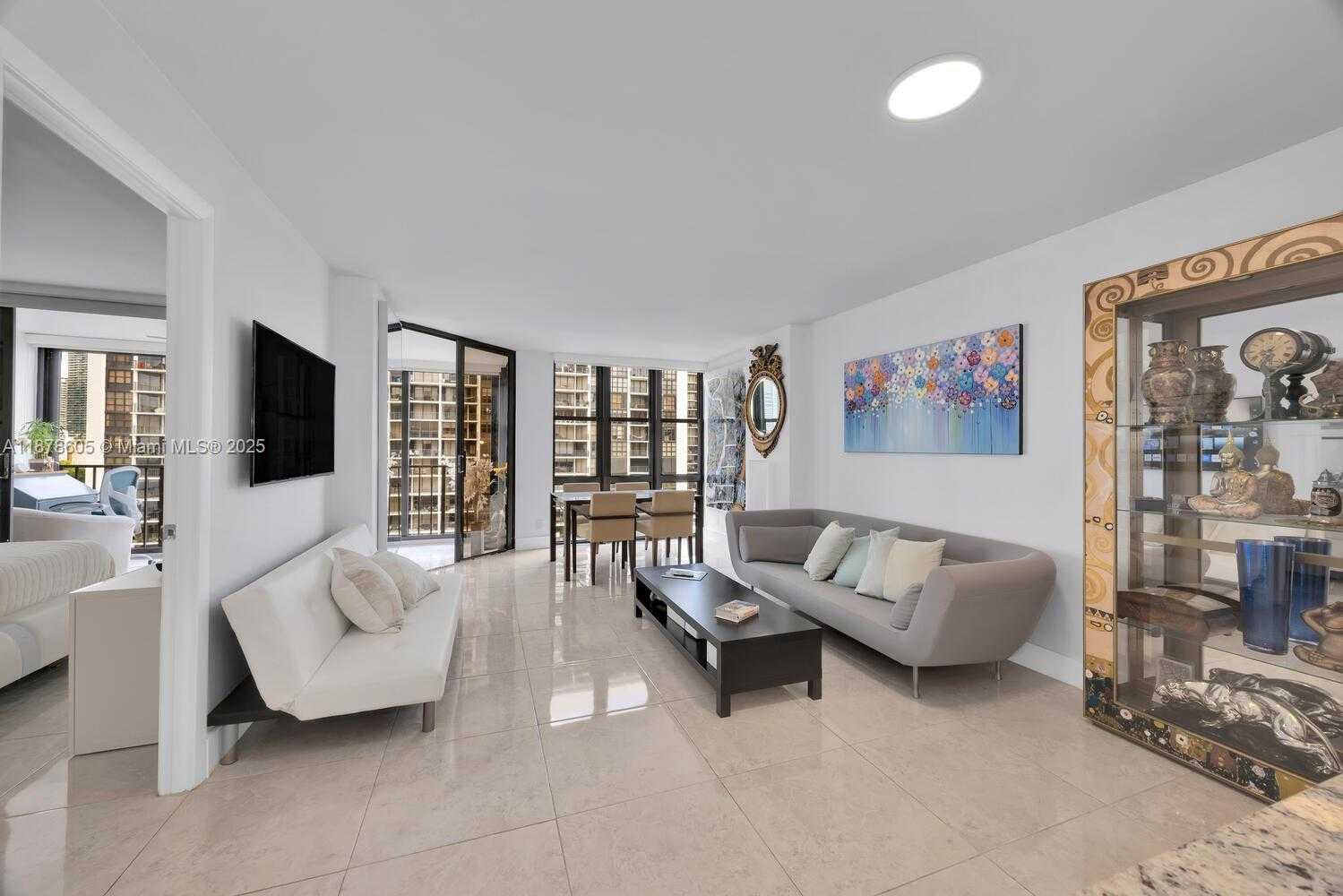 Small Image of 1915 BRICKELL AVE #C1205, Miami Number 4