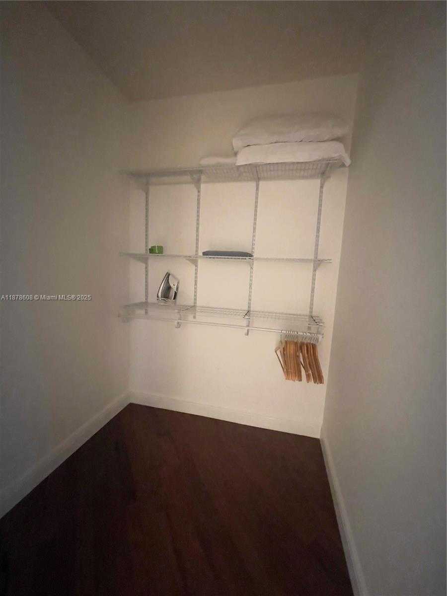 Small Image of 3470 NORTH WEST 17TH TER #3470, Oakland Park Number 17