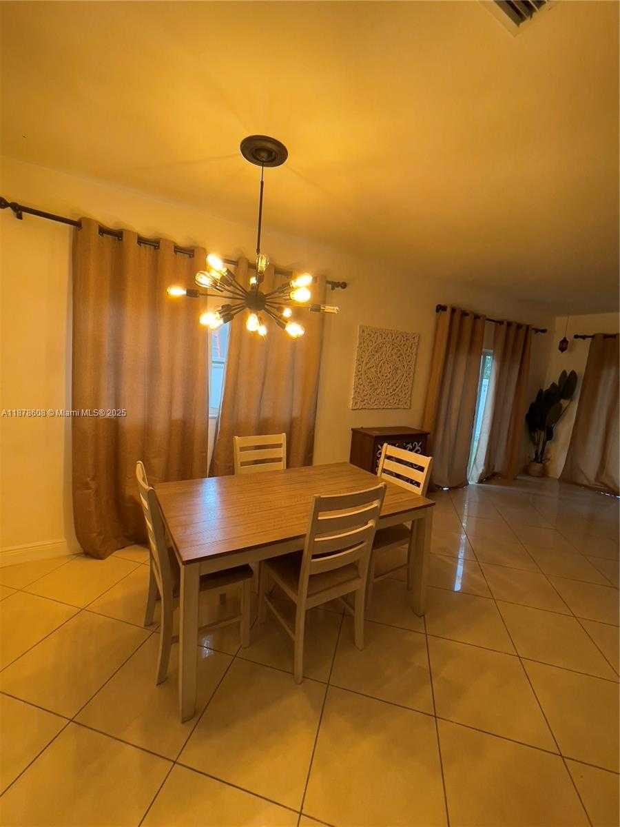 Small Image of 3470 NORTH WEST 17TH TER #3470, Oakland Park Number 2