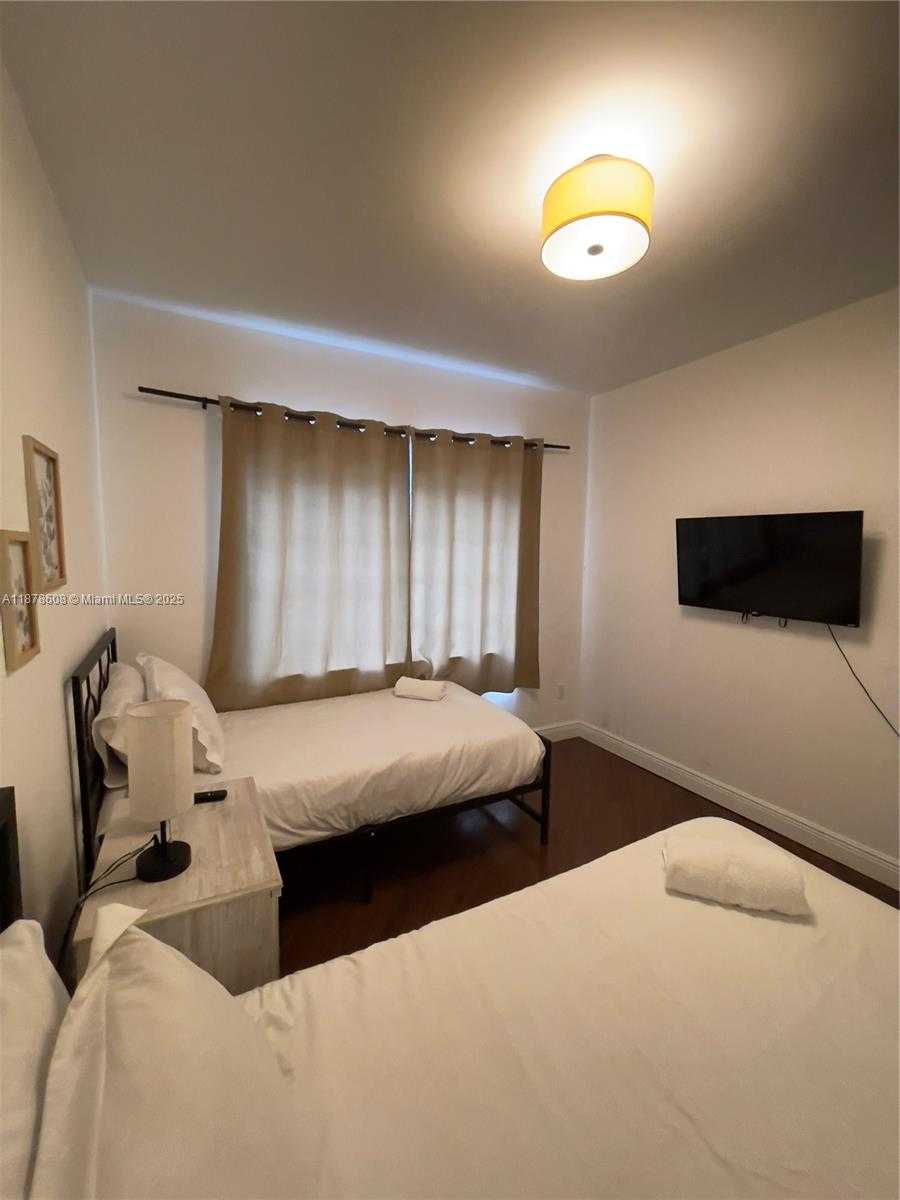 Small Image of 3470 NORTH WEST 17TH TER #3470, Oakland Park Number 21
