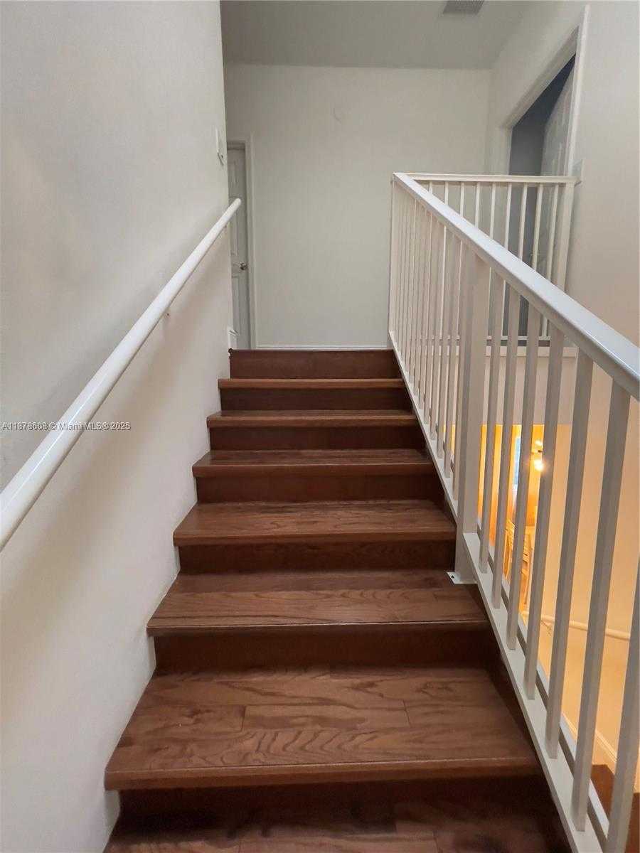 Small Image of 3470 NORTH WEST 17TH TER #3470, Oakland Park Number 7