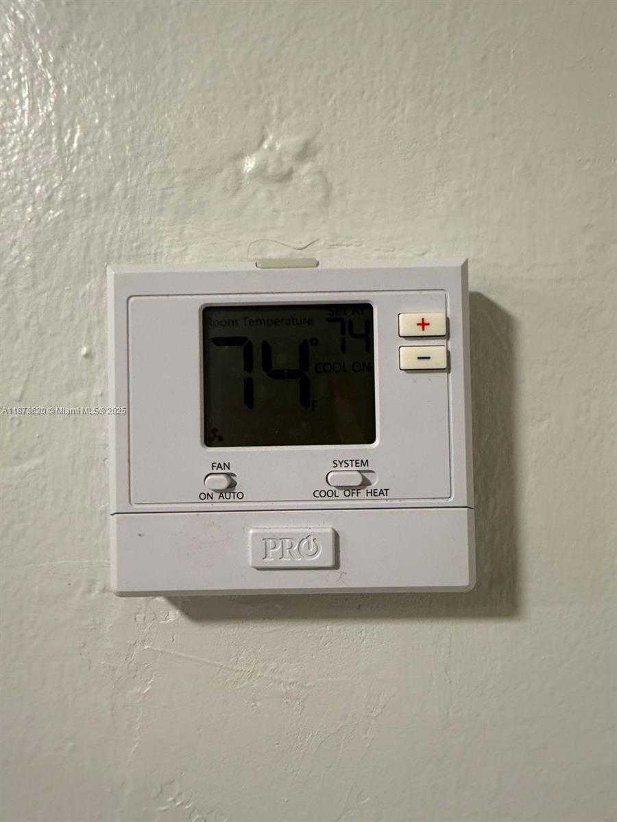 Small Image of 1289 MARSEILLE DR #46, Miami Beach Number 14