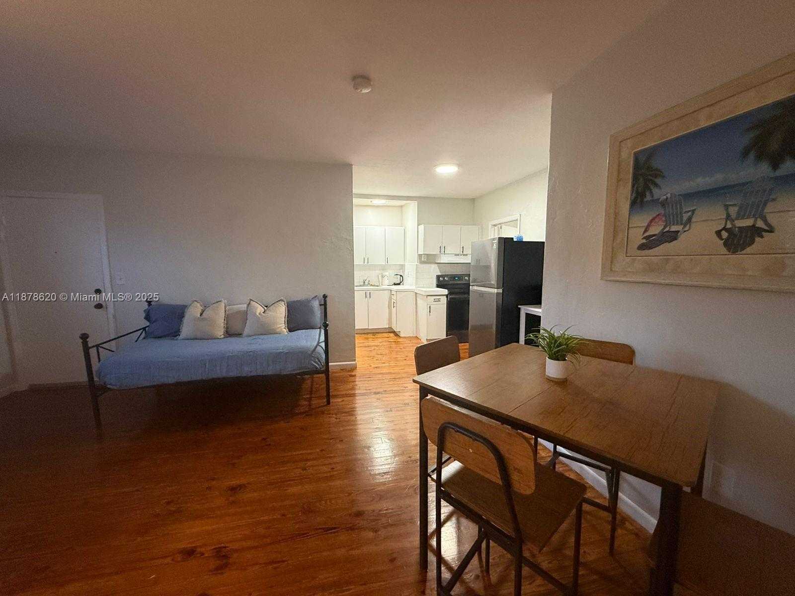 Small Image of 1289 MARSEILLE DR #46, Miami Beach Number 35