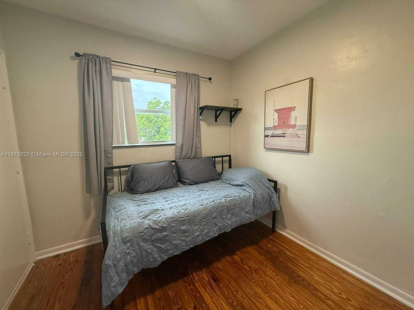 Small Image of 1289 MARSEILLE DR #46, Miami Beach Number 49