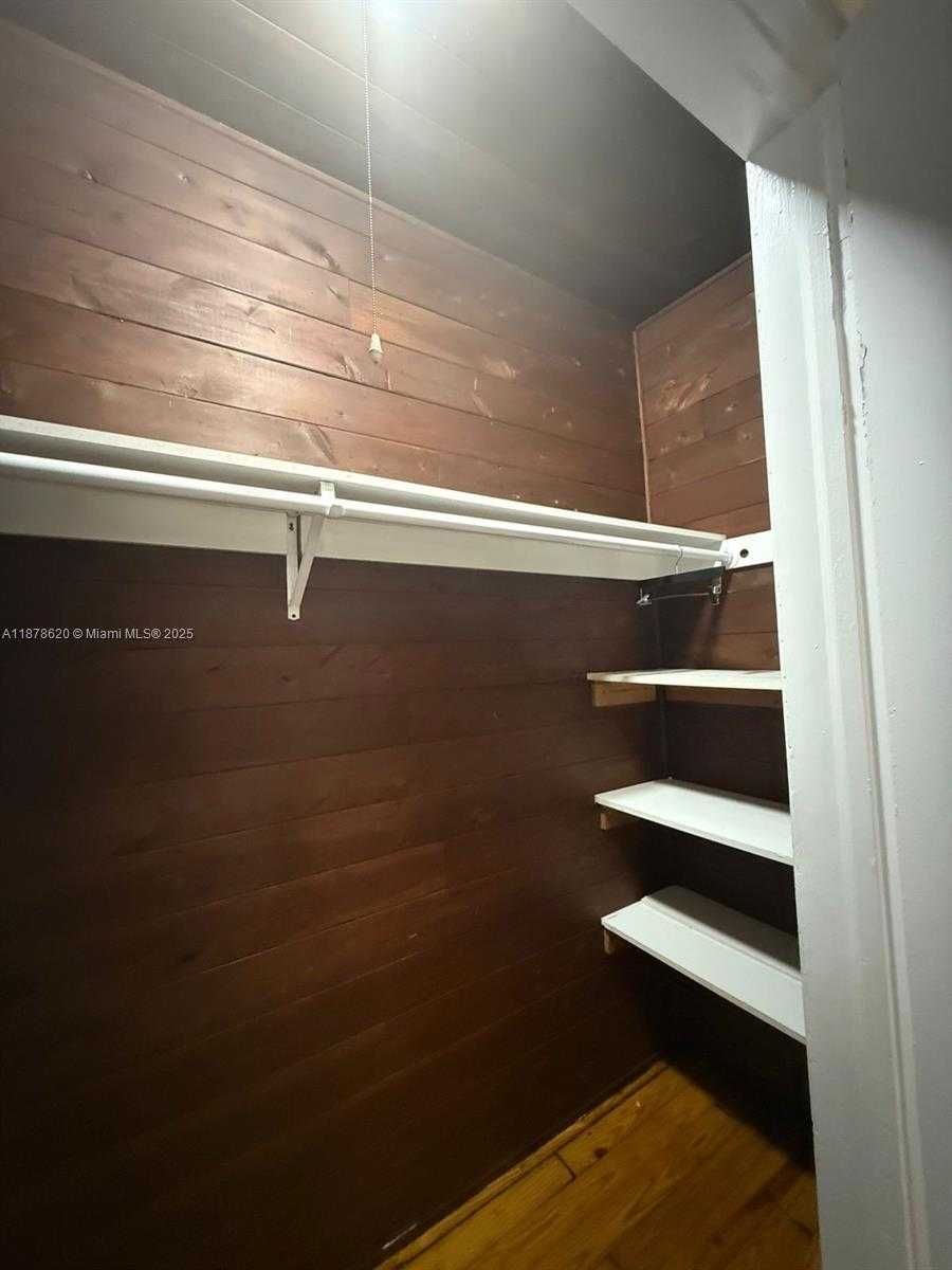 Small Image of 1289 MARSEILLE DR #46, Miami Beach Number 55