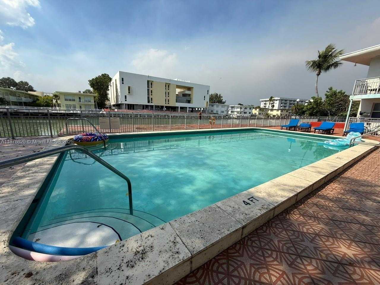 Small Image of 1289 MARSEILLE DR #46, Miami Beach Number 71