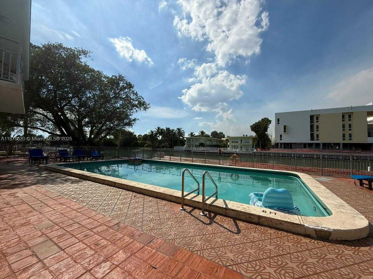 Small Image of 1289 MARSEILLE DR #46, Miami Beach Number 72