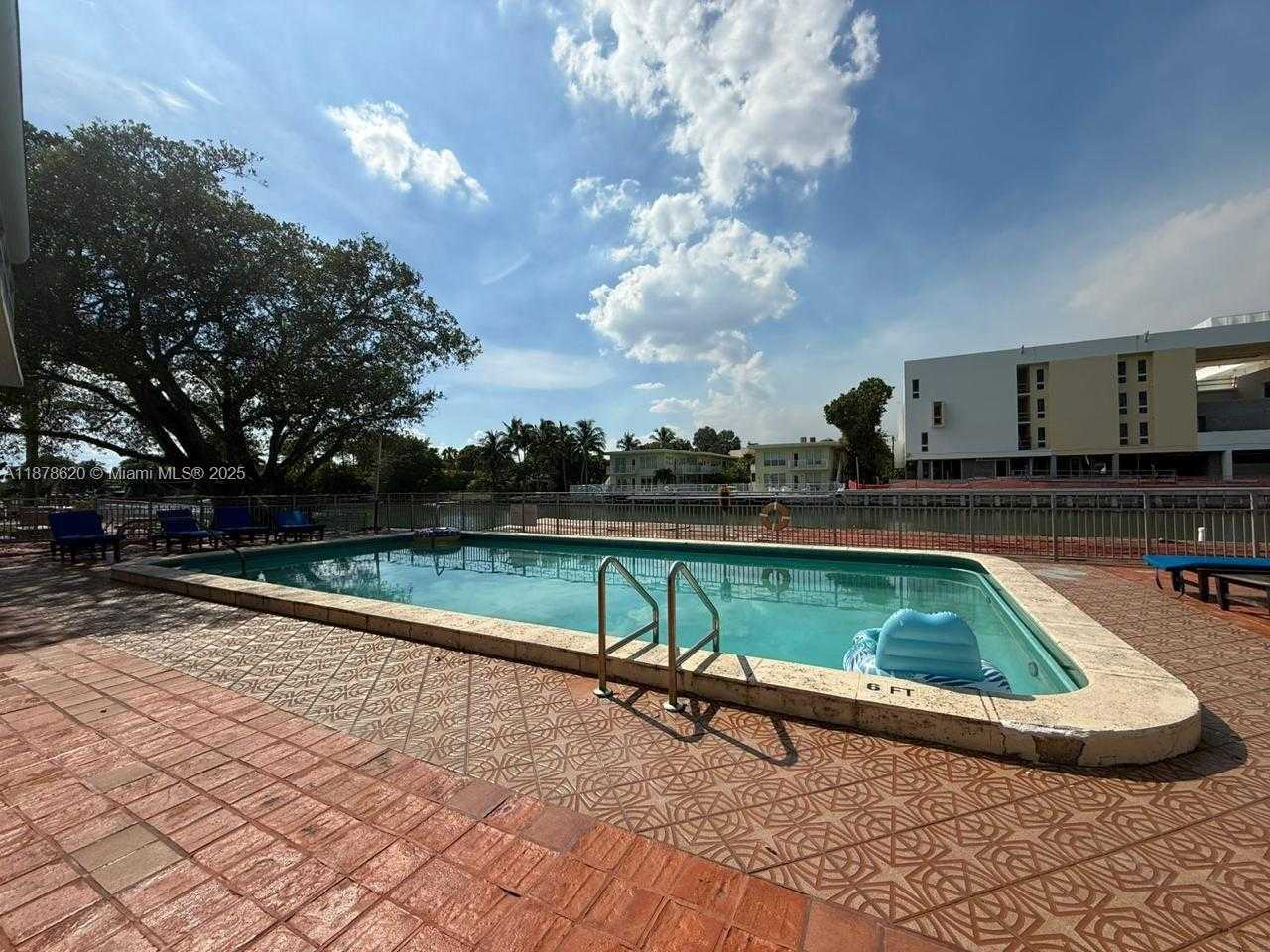 Small Image of 1289 MARSEILLE DR #46, Miami Beach Number 73