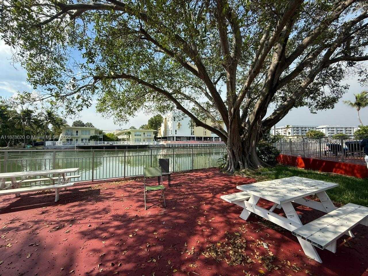 Small Image of 1289 MARSEILLE DR #46, Miami Beach Number 77