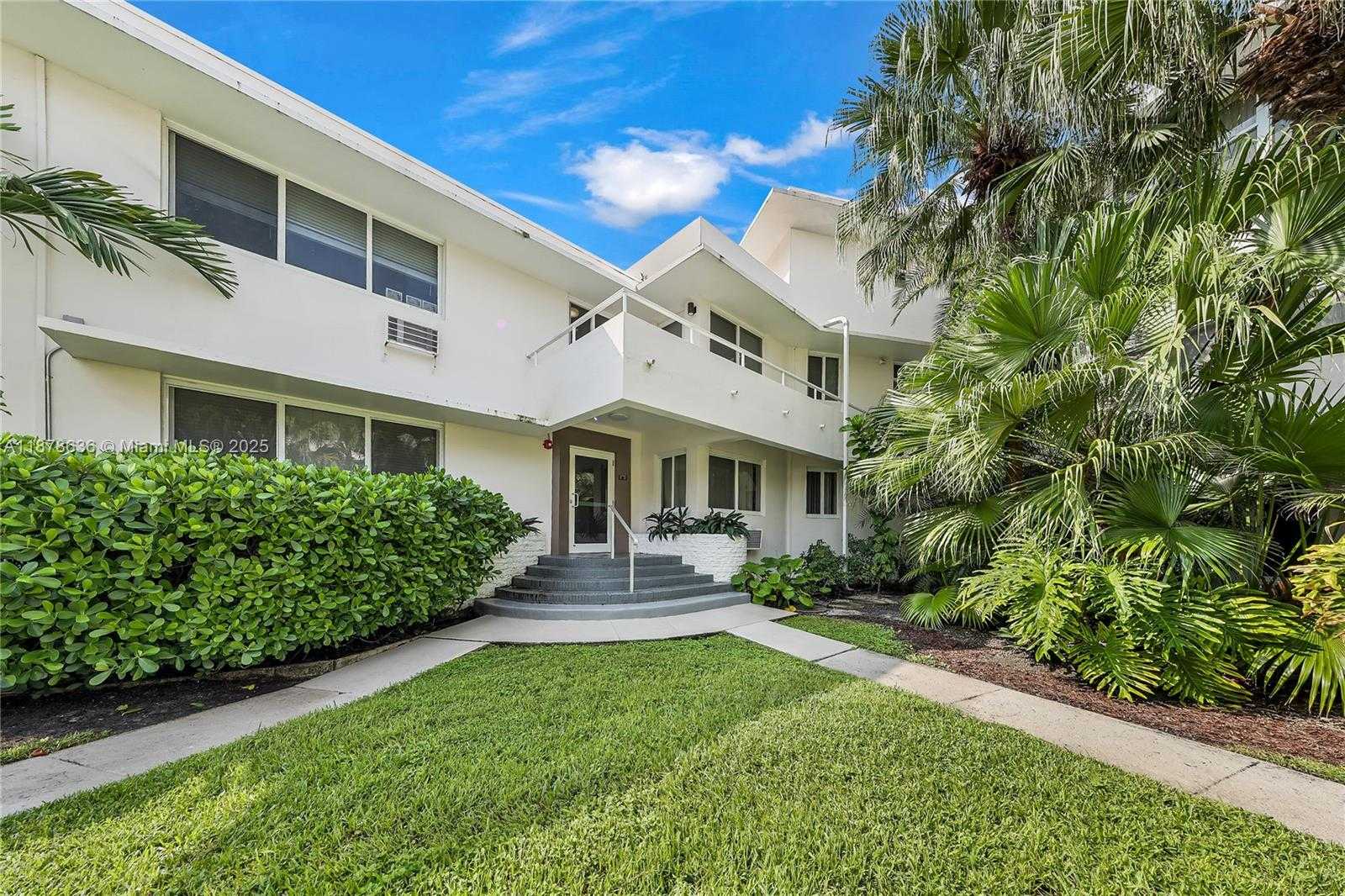 Small Image of 10190 COLLINS AVE #203, Bal Harbour Number 25