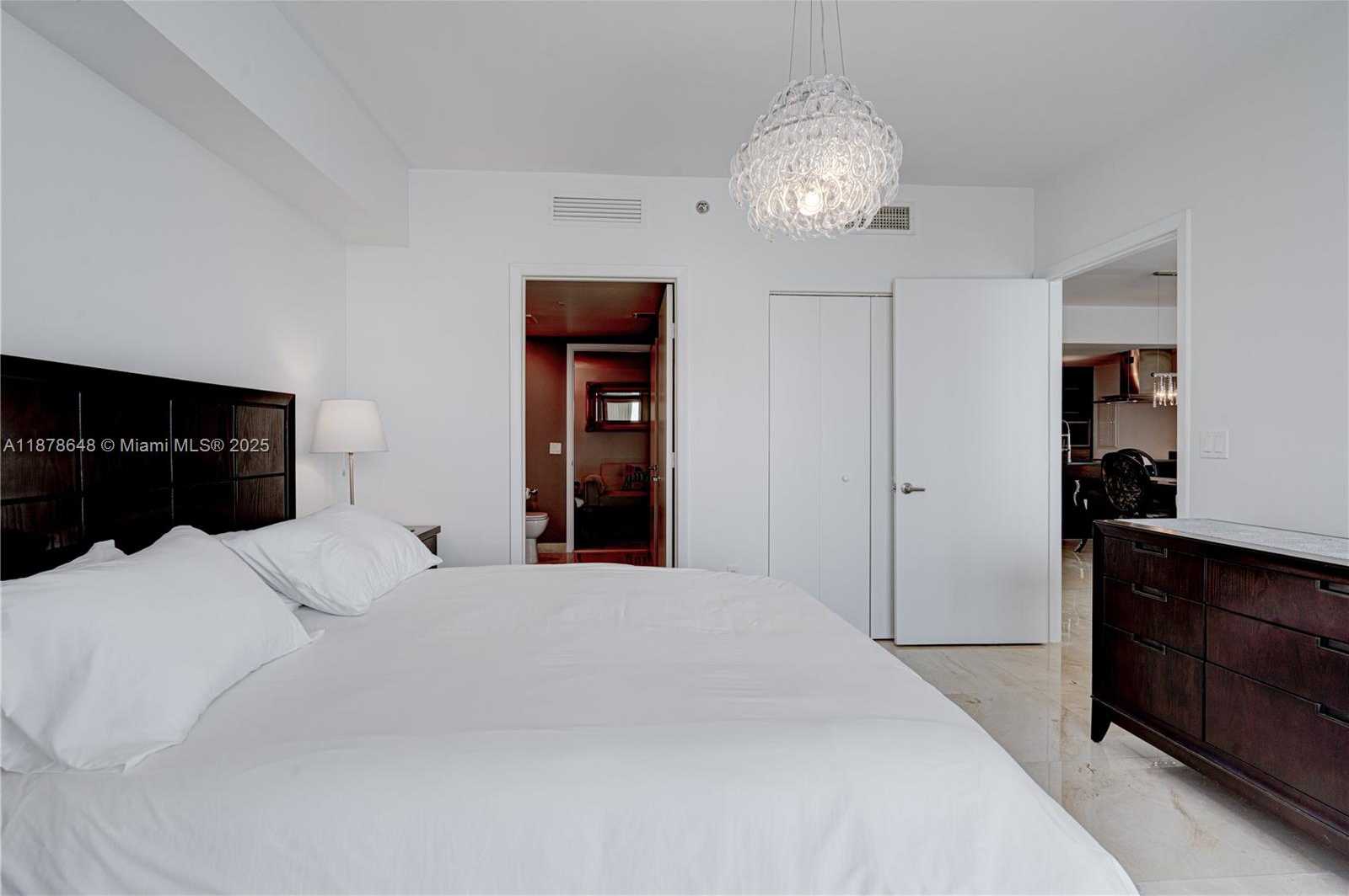 Small Image of 495 BRICKELL AVE #3505, Miami Number 28