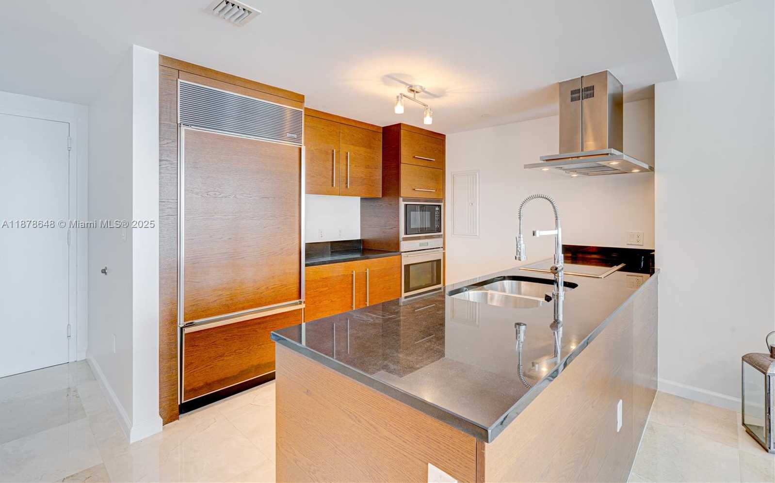 Small Image of 495 BRICKELL AVE #3505, Miami Number 9