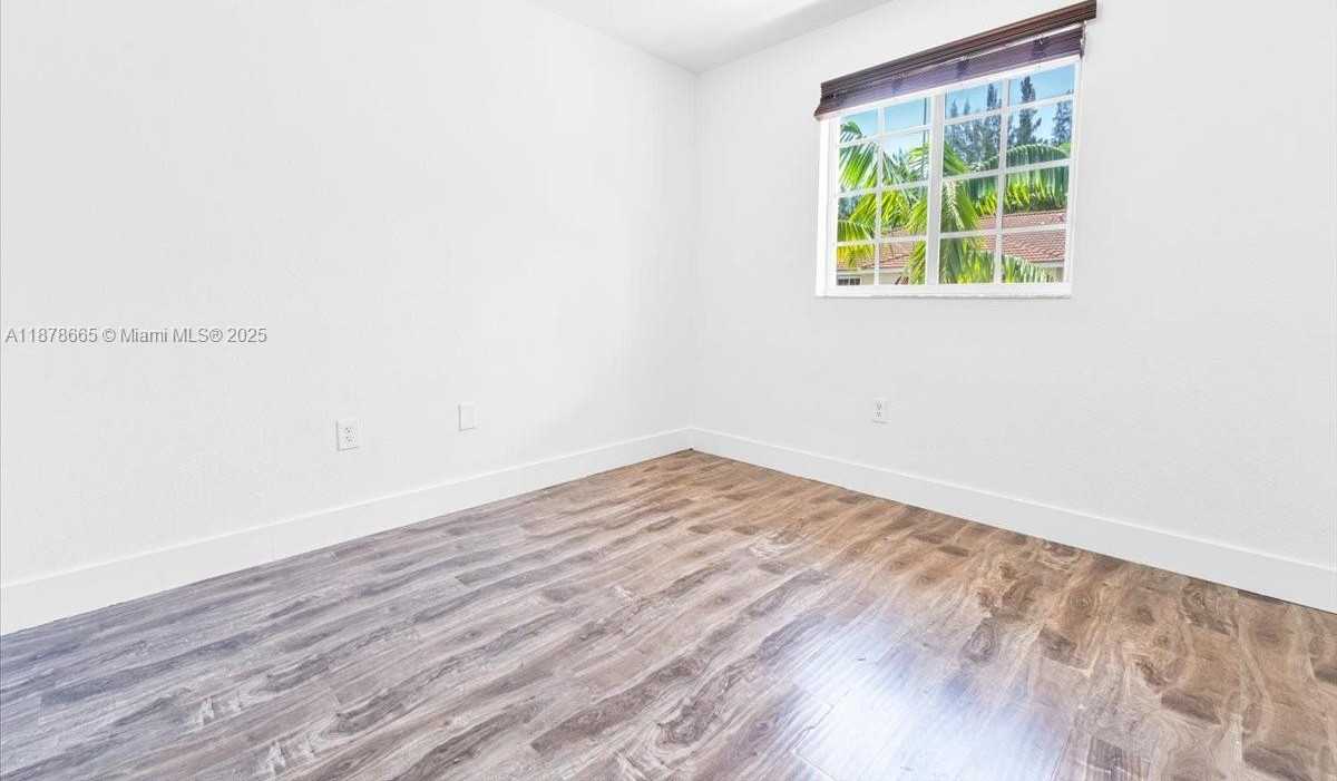 Small Image of 21007 NORTH WEST 14 PL #351, Miami Gardens Number 26