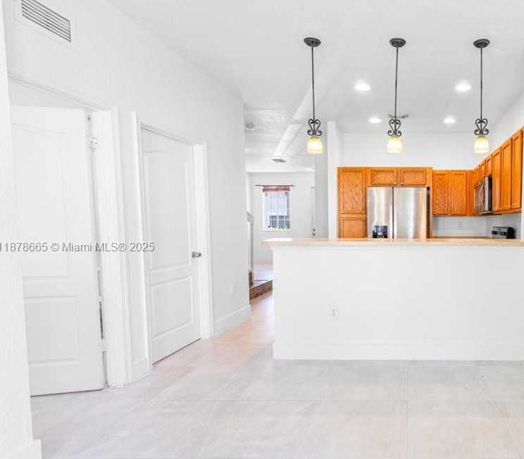 Small Image of 21007 NORTH WEST 14 PL #351, Miami Gardens Number 8