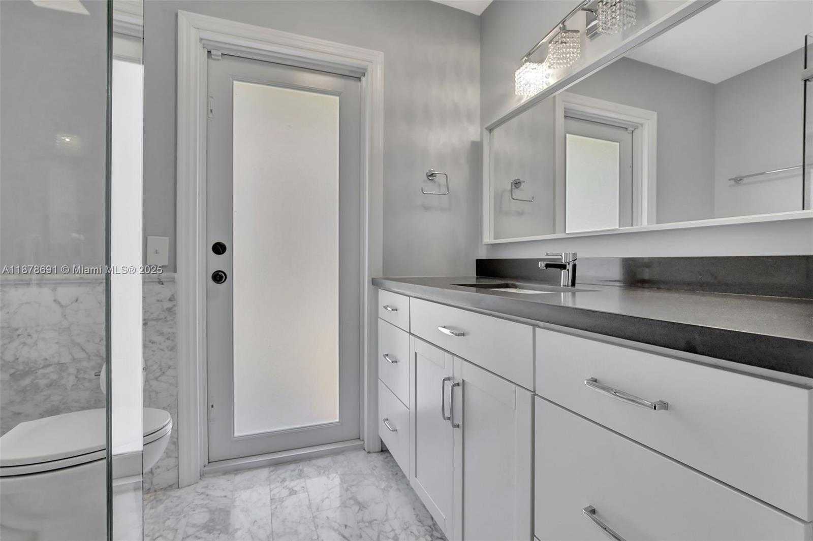 Small Image of 4117 MCKINLEY ST, Hollywood Number 20