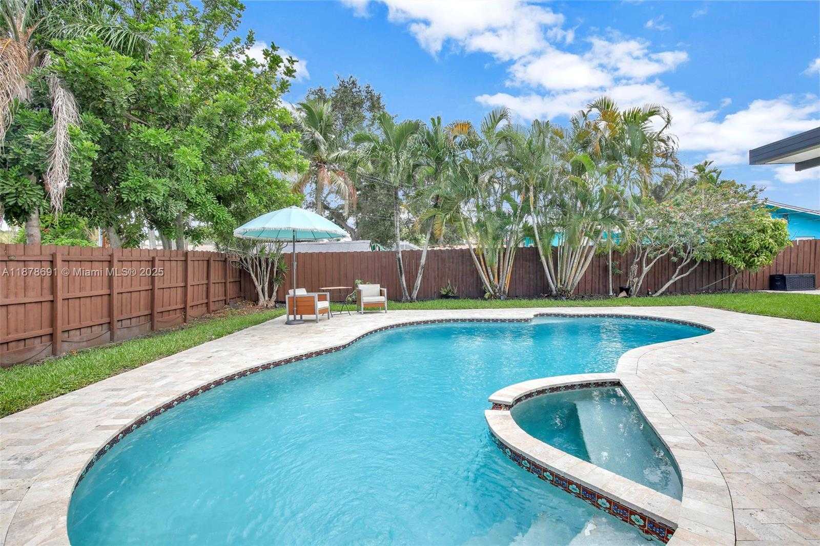 Small Image of 4117 MCKINLEY ST, Hollywood Number 31