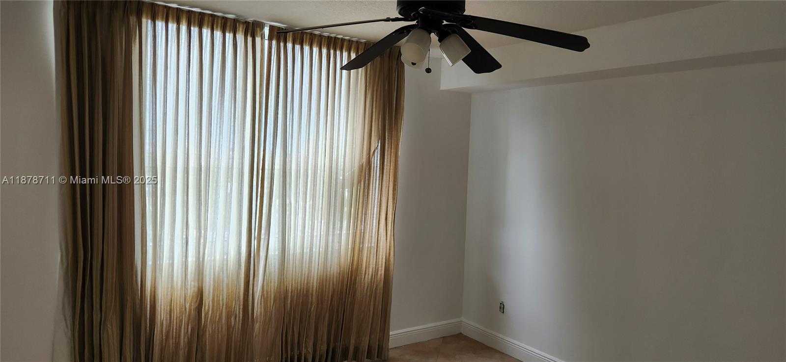 Small Image of 2665 SOUTH WEST 37TH AVE #1009, Miami Number 5
