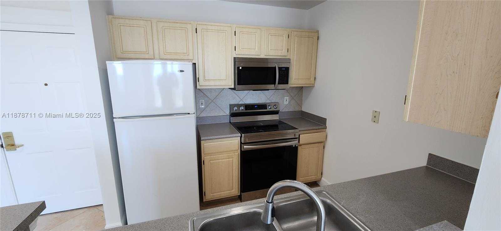 Small Image of 2665 SOUTH WEST 37TH AVE #1009, Miami Number 7