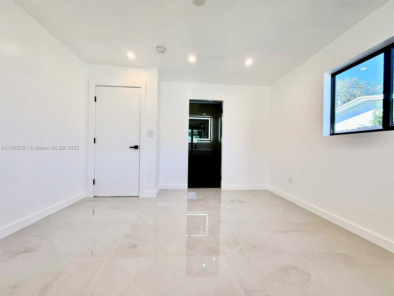 Small Image of 3322 COOLIDGE ST, Hollywood Number 14