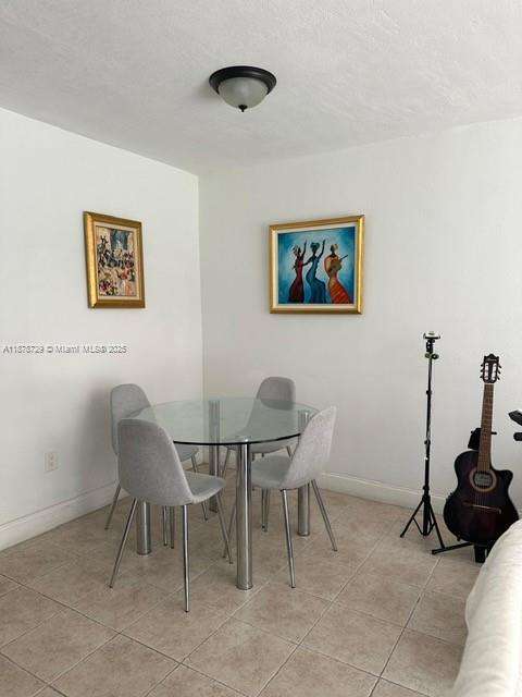 Small Image of 2930 POINT EAST DR #E112, Aventura Number 3
