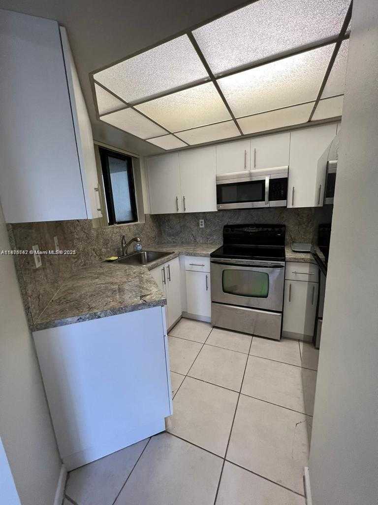 Small Image of 8205 SOUTH WEST 152ND AVE #F-415, Miami Number 6