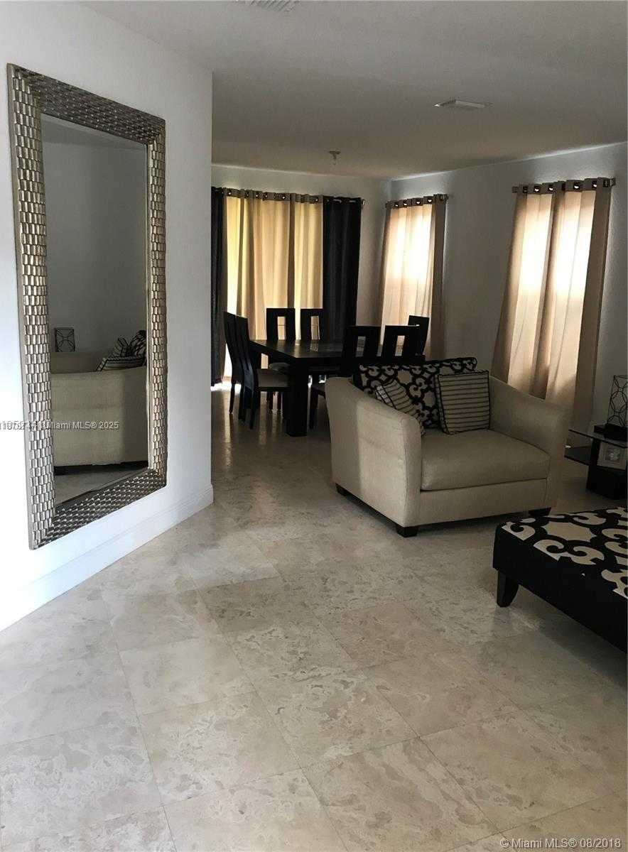 Small Image of 9960 NORTH WEST 10 ST, Doral Number 2