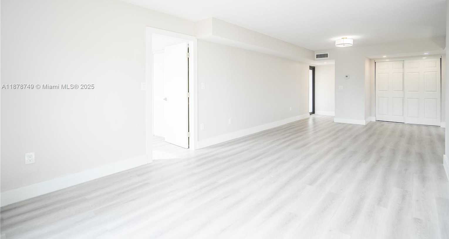 Small Image of 6960 RUE VENDOME #301, Miami Beach Number 8