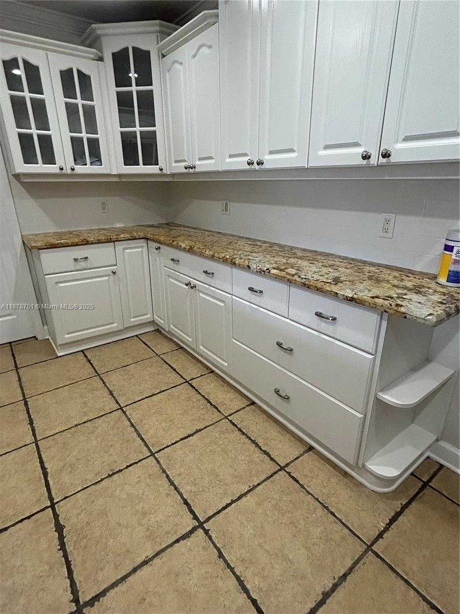 Small Image of 1320 SOUTH WEST 102ND CT, Miami Number 20