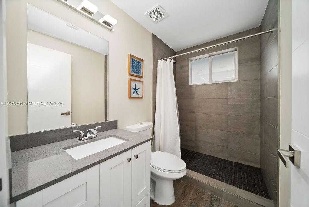 Small Image of 2311 SCOTT ST #4, Hollywood Number 15