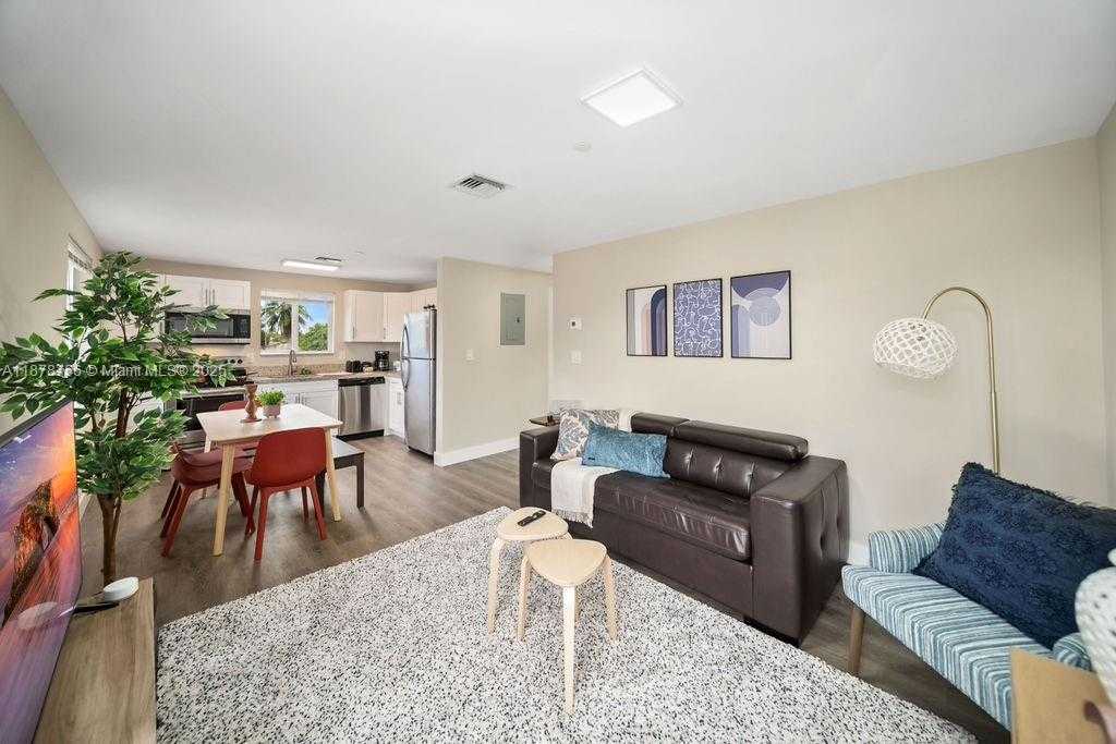 Small Image of 2311 SCOTT ST #4, Hollywood Number 3