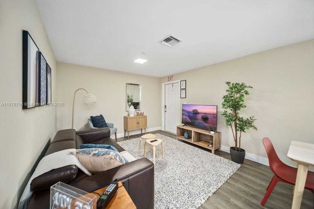 Small Image of 2311 SCOTT ST #4, Hollywood Number 8