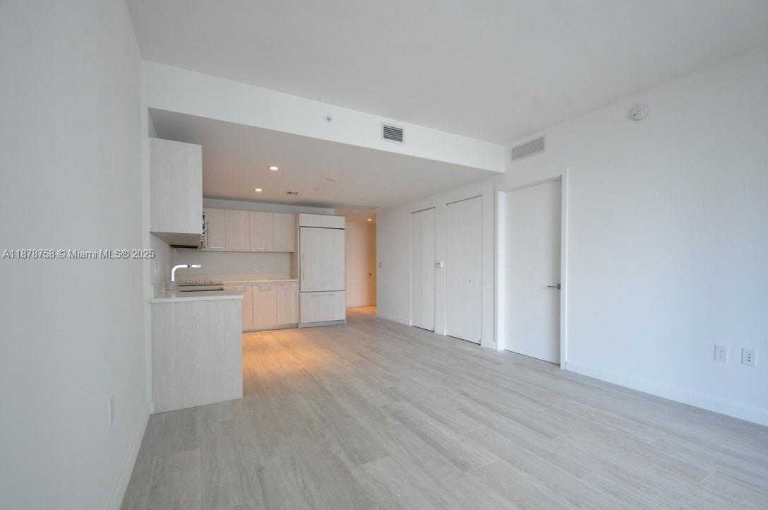 Small Image of 55 SOUTH WEST 9TH ST #2810, Miami Number 10