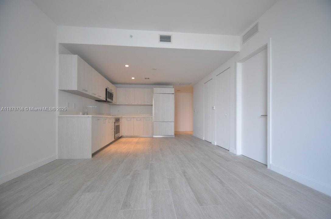 Small Image of 55 SOUTH WEST 9TH ST #2810, Miami Number 11