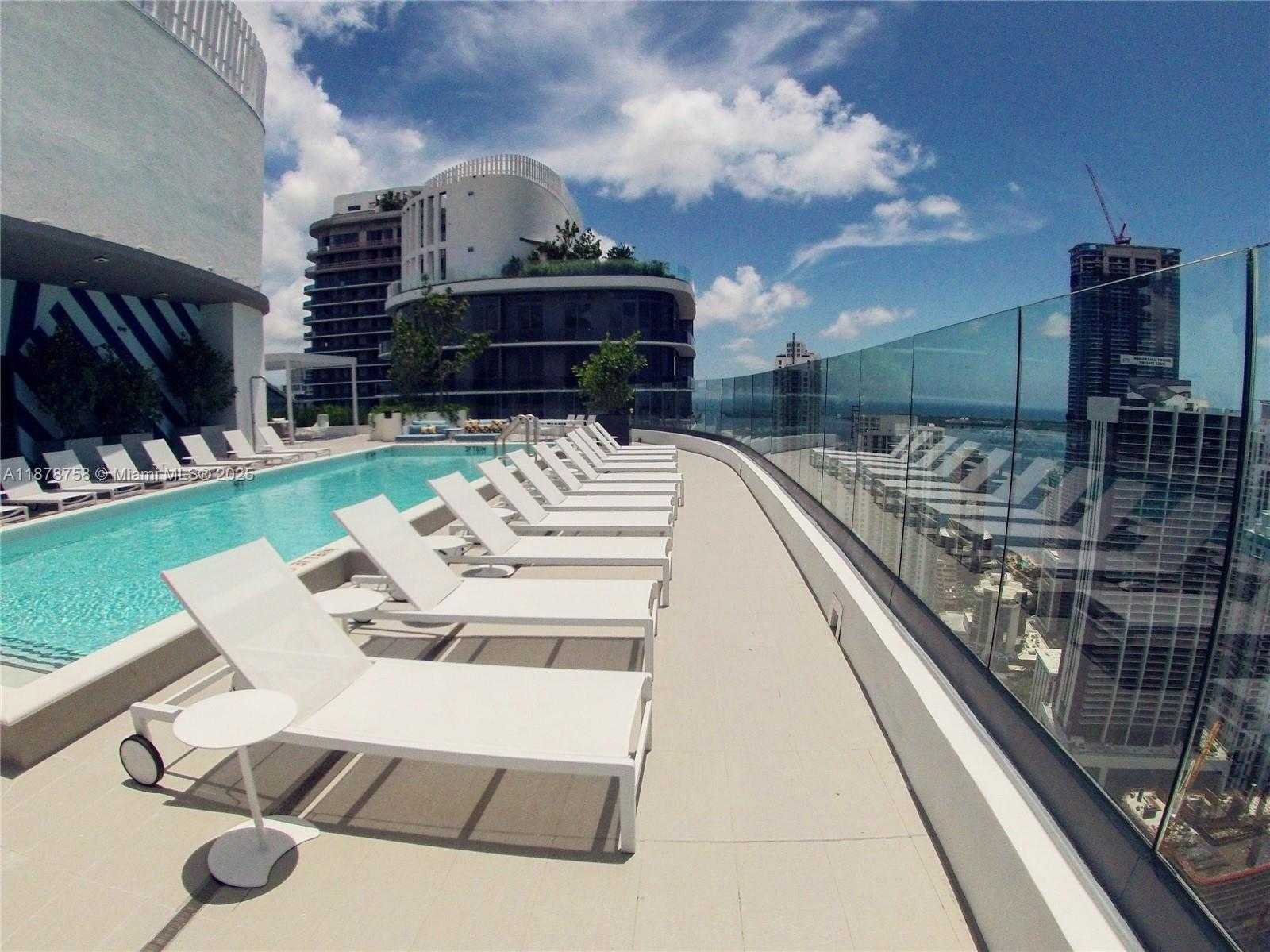 Small Image of 55 SOUTH WEST 9TH ST #2810, Miami Number 18