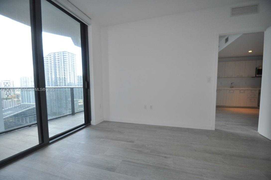 Small Image of 55 SOUTH WEST 9TH ST #2810, Miami Number 6