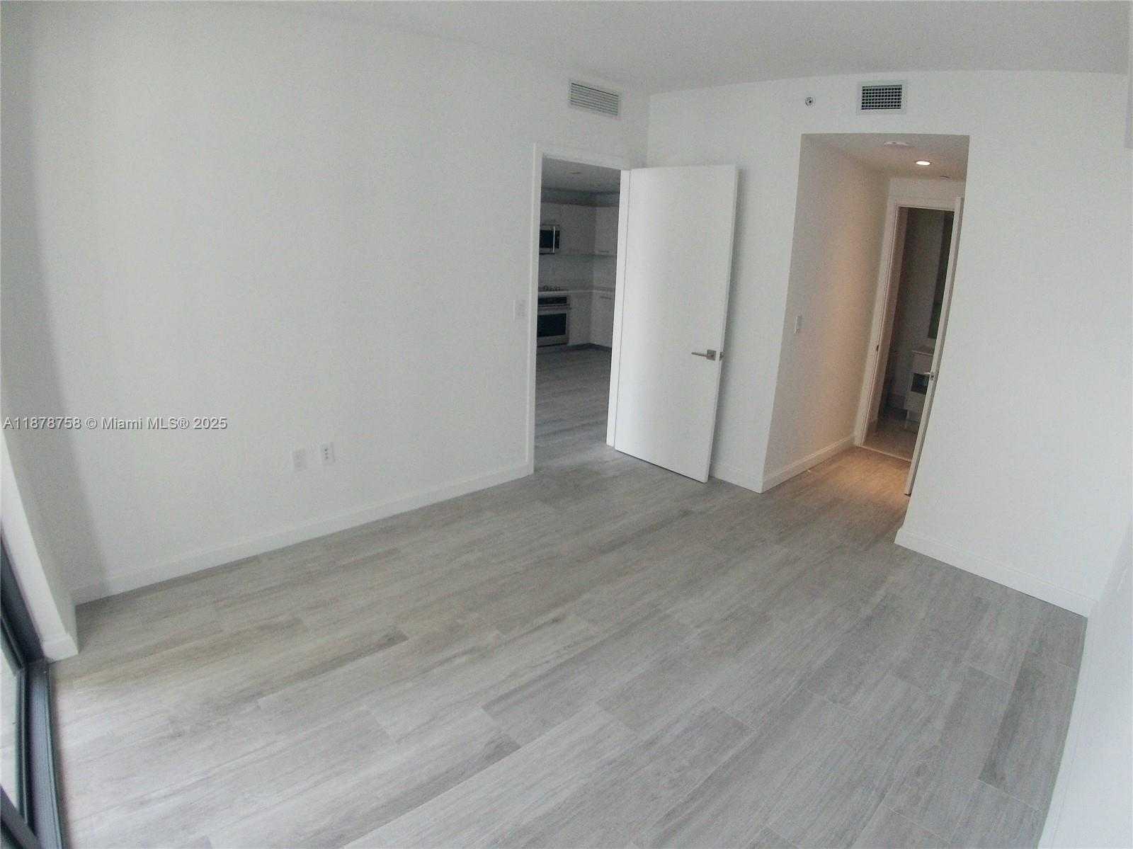 Small Image of 55 SOUTH WEST 9TH ST #2810, Miami Number 7