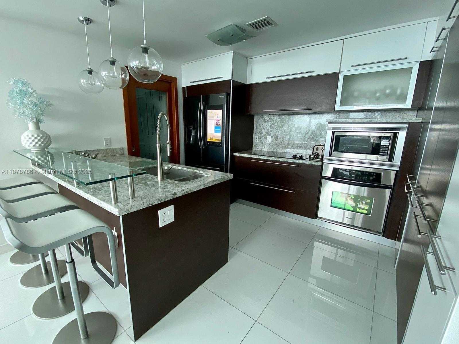 Small Image of 1900 NORTH BAYSHORE DR #3312, Miami Number 13